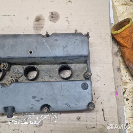 Клапанная крышка Ford focus 2 1.6