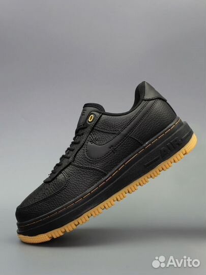 Кроссовки nike air force 1 luxe