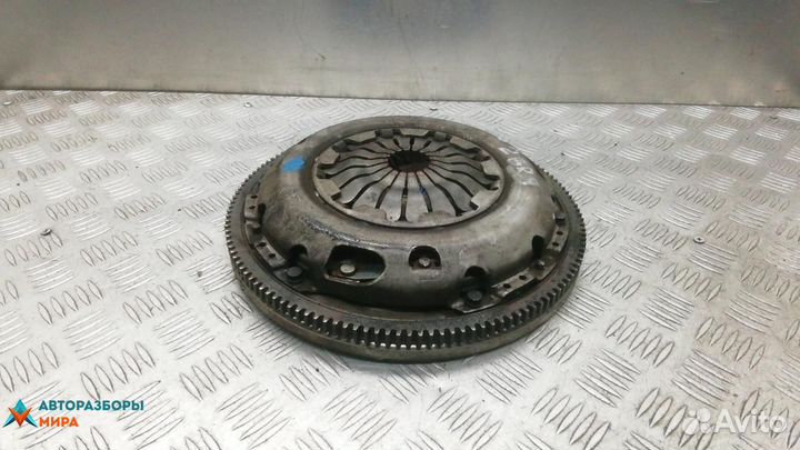 Маховик Volkswagen Touran 2003