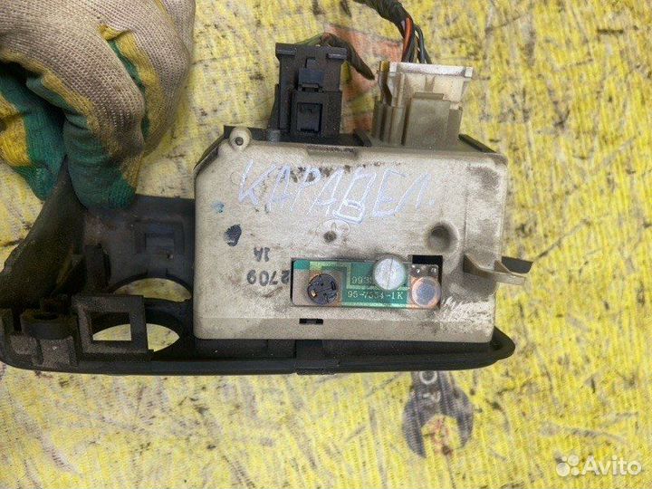 Блок управления светом Dodge Caravan EFA 2000