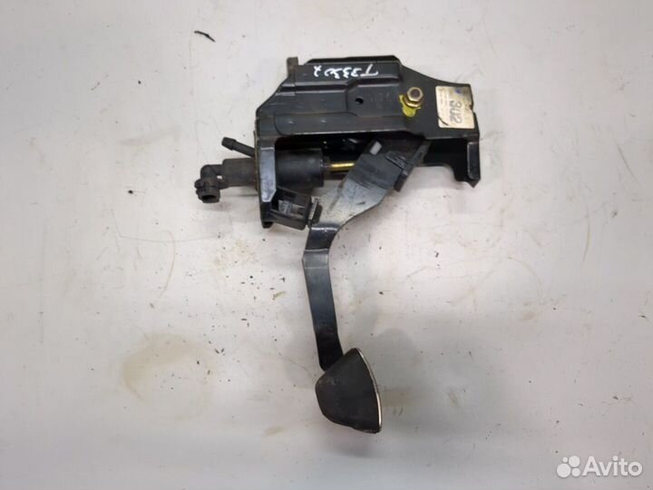 Педаль сцепления Audi TT, 2004