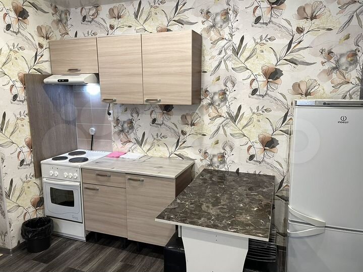 1-к. квартира, 43 м², 1/4 эт.