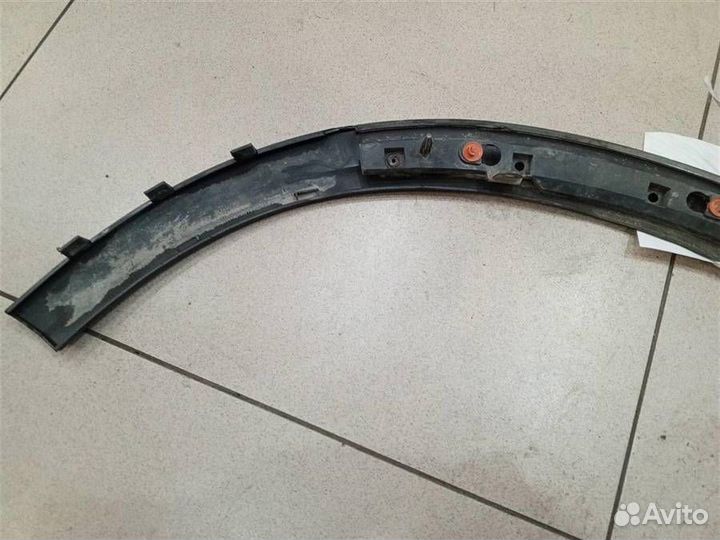 Накладка переднего крыла правого Volvo XC90 2002