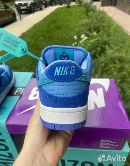 Nike sb dunk low blue raspberry оригинал