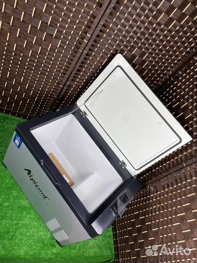 Автохолодильник компрессорный