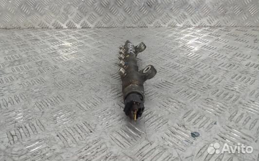 Топливная рампа дизельная toyota corolla verso 2