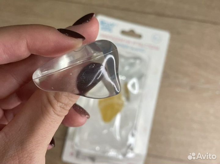 Накладки на углы силиконовые для защиты от ударов