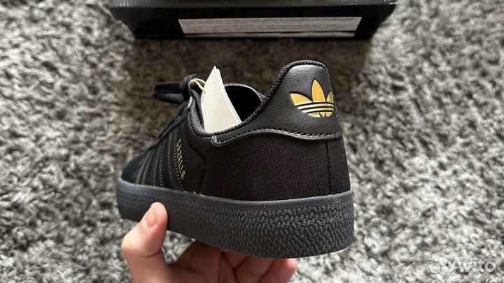 Adidas gazelle оригинал