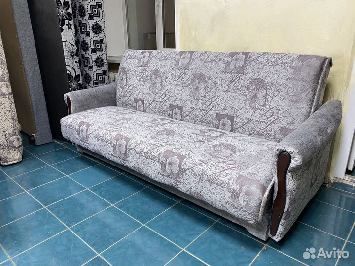 Диван на пружинном блоке