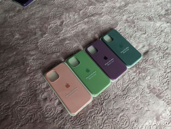 Чехлы на iPhone