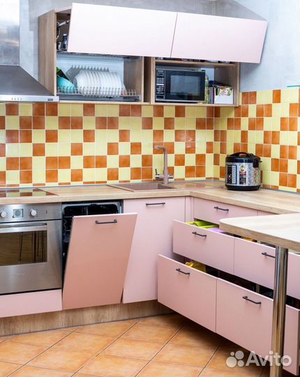 Кухня. Влагостойкая столешница