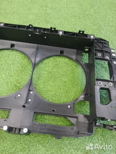 Рамка радиатора Infiniti Qx50 J50 2015