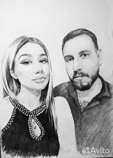 Портрет по фото черным карандашом