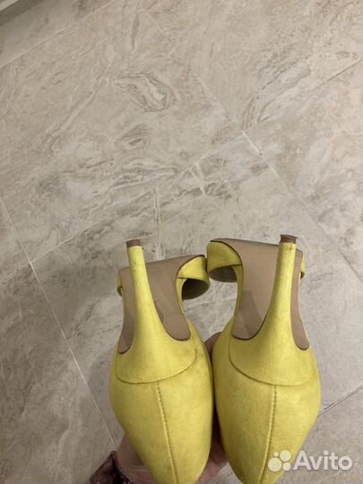 Лодочки 39 желтого цвета