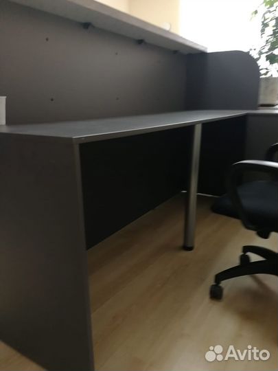 Барная стойка или ресепшен Стол администратора