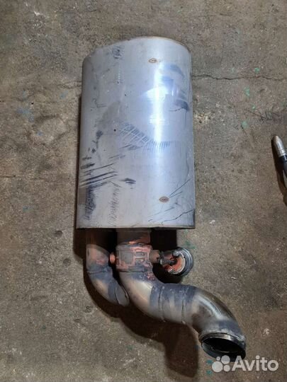 Банка глушителя с раздвоением (громкий, тихий)