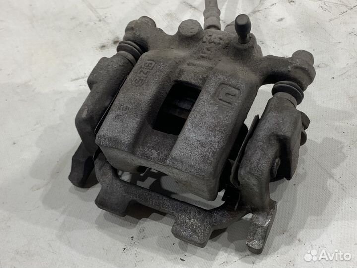 Суппорт задний Nissan Murano Z52