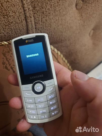 Телефон samsung