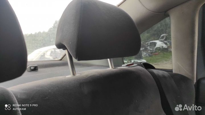 Подголовник задний Volkswagen Passat b5+