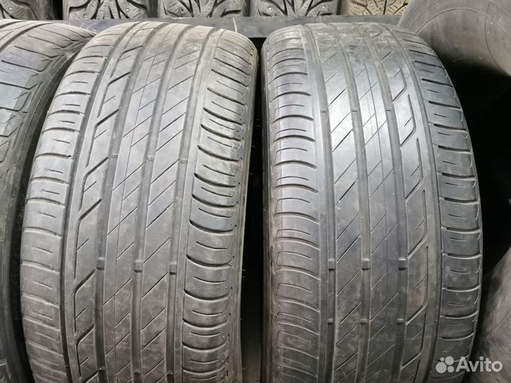 Bridgestone Turanza T001 225/55 R17