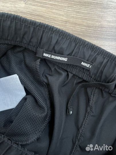 Спортивные штаны Nike