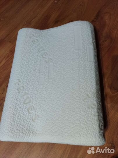 Подушка ортопедическая