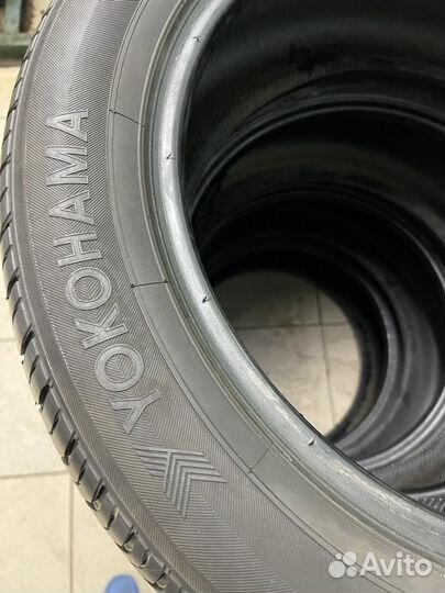 Yokohama BluEarth E70 215/55 R17