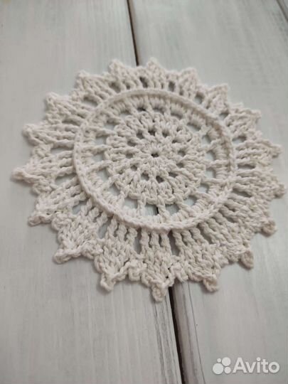 Салфетка вязаная
