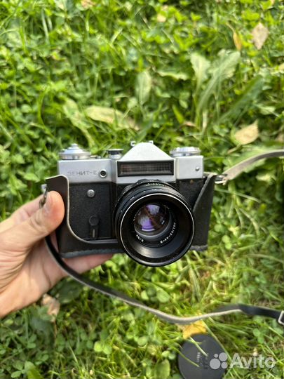 Плёночный фотоаппарат Зенит Е СССР