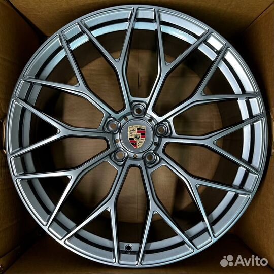 R20 комплект колес с ковкой на Порше Каен 3