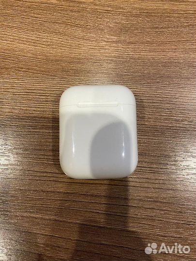 Наушники airpods с кейсом