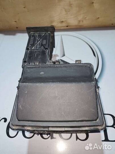 Корпус блока предохранителей Mercedes W639