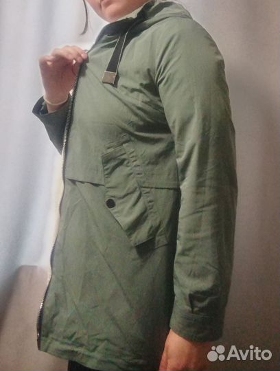 Куртка демисезонная женская 42