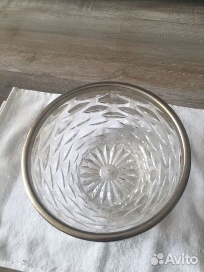 Вазы хрустальные большие СССР 2 шт