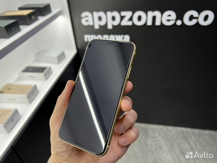 iPhone Xr, 64 ГБ