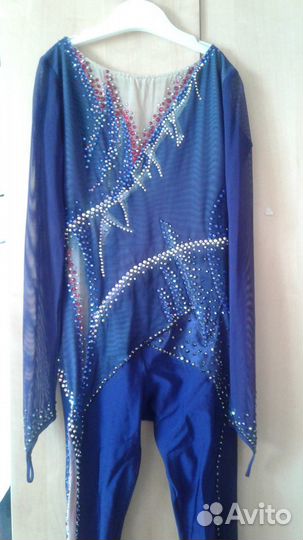 Комбинезон для выступлений по фигурному катанию