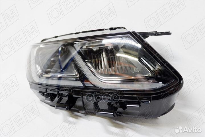 Фара правая Geely Coolray SX11 2019-2024, с кор