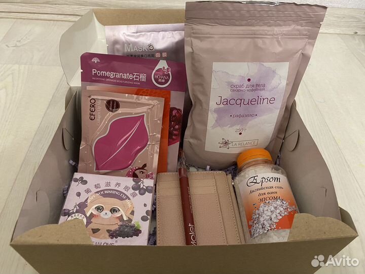 Подарочный бокс