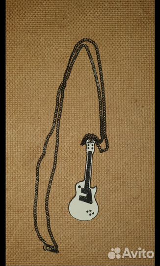 Подвески музыкальные : гитара, скрипичный ключ