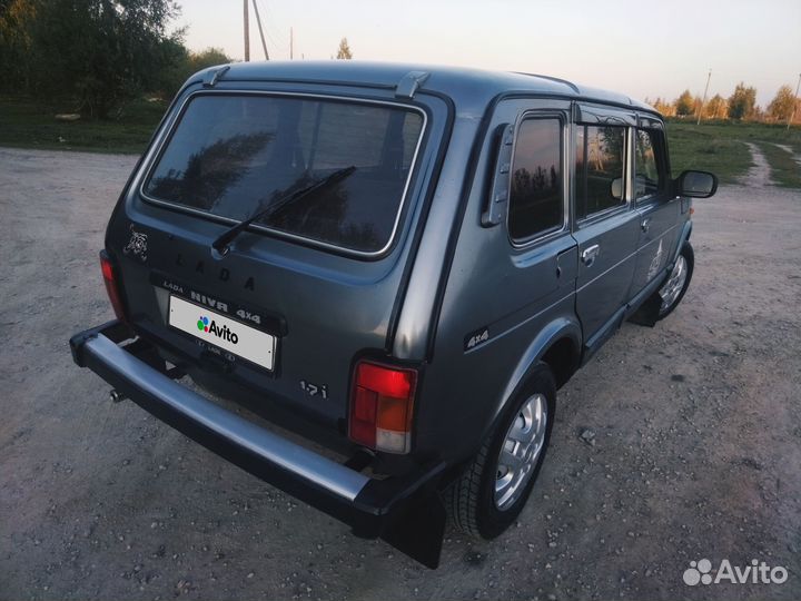 LADA 4x4 (Нива) 1.7 МТ, 2010, 120 000 км