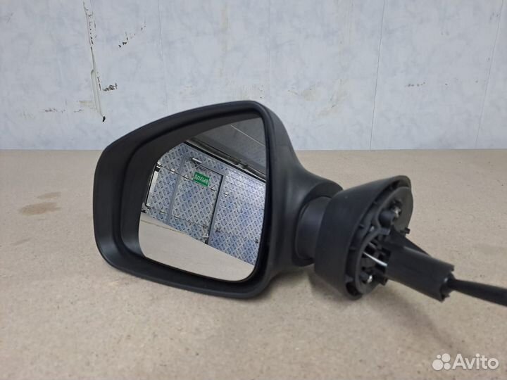Зеркало заднего вида левое механическое большое
