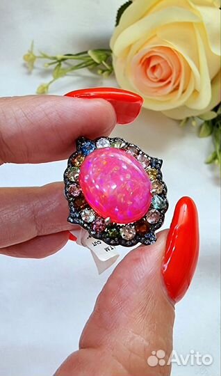 Серебряное кольцо с опалом и сапфирами