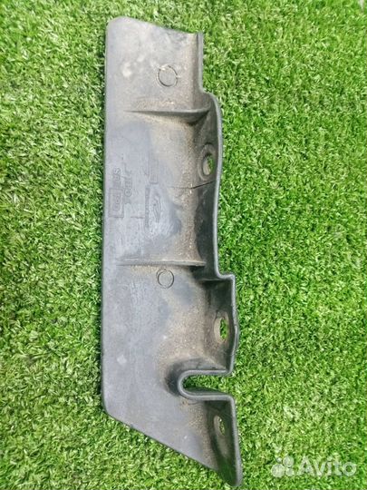 Брызговик задний левый Nissan Murano PNZ50