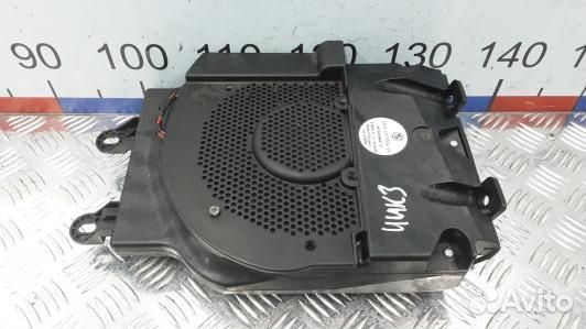 Сабвуфер BMW 7 E65 (4UK03Q102)