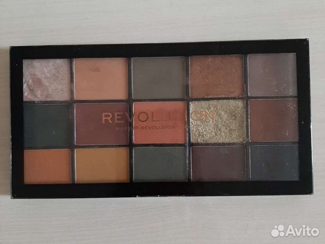 Палитра теней Revolution
