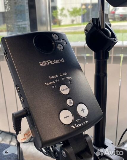 Сдам в аренду барабанную установку Roland TD-1DMK