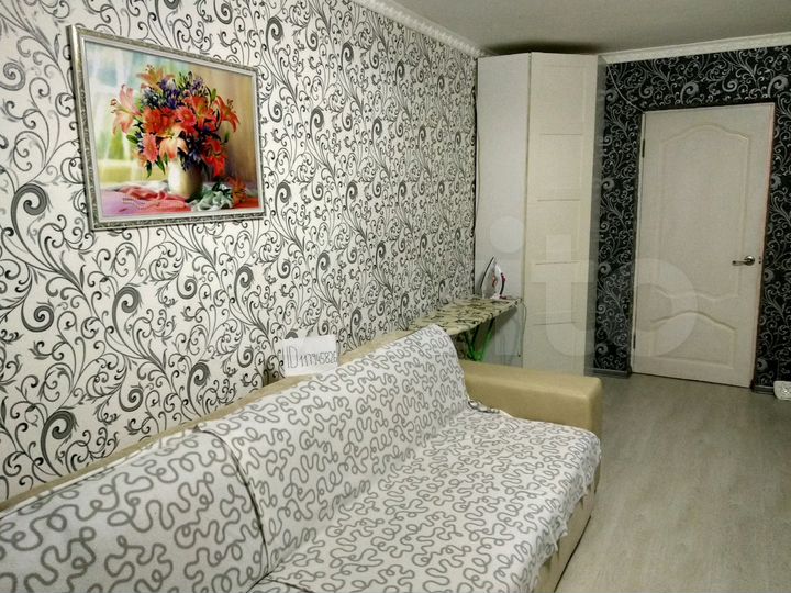 2-к. квартира, 56 м², 2/5 эт.