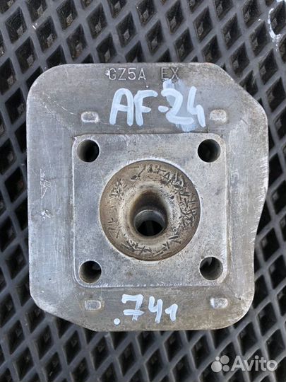 Головка цилиндра Honda Tact AF-24 AF-24E