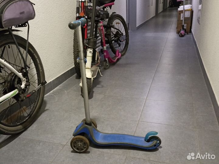 Самокат детский трехколесный