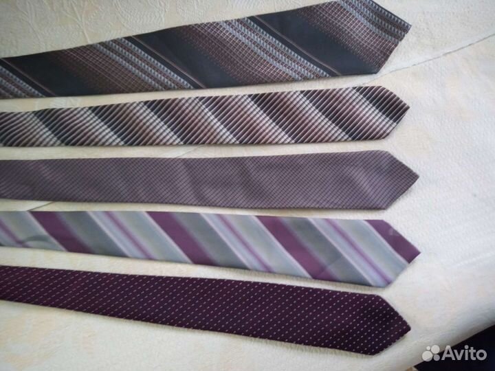 Галстуки мужские, разных расцветок